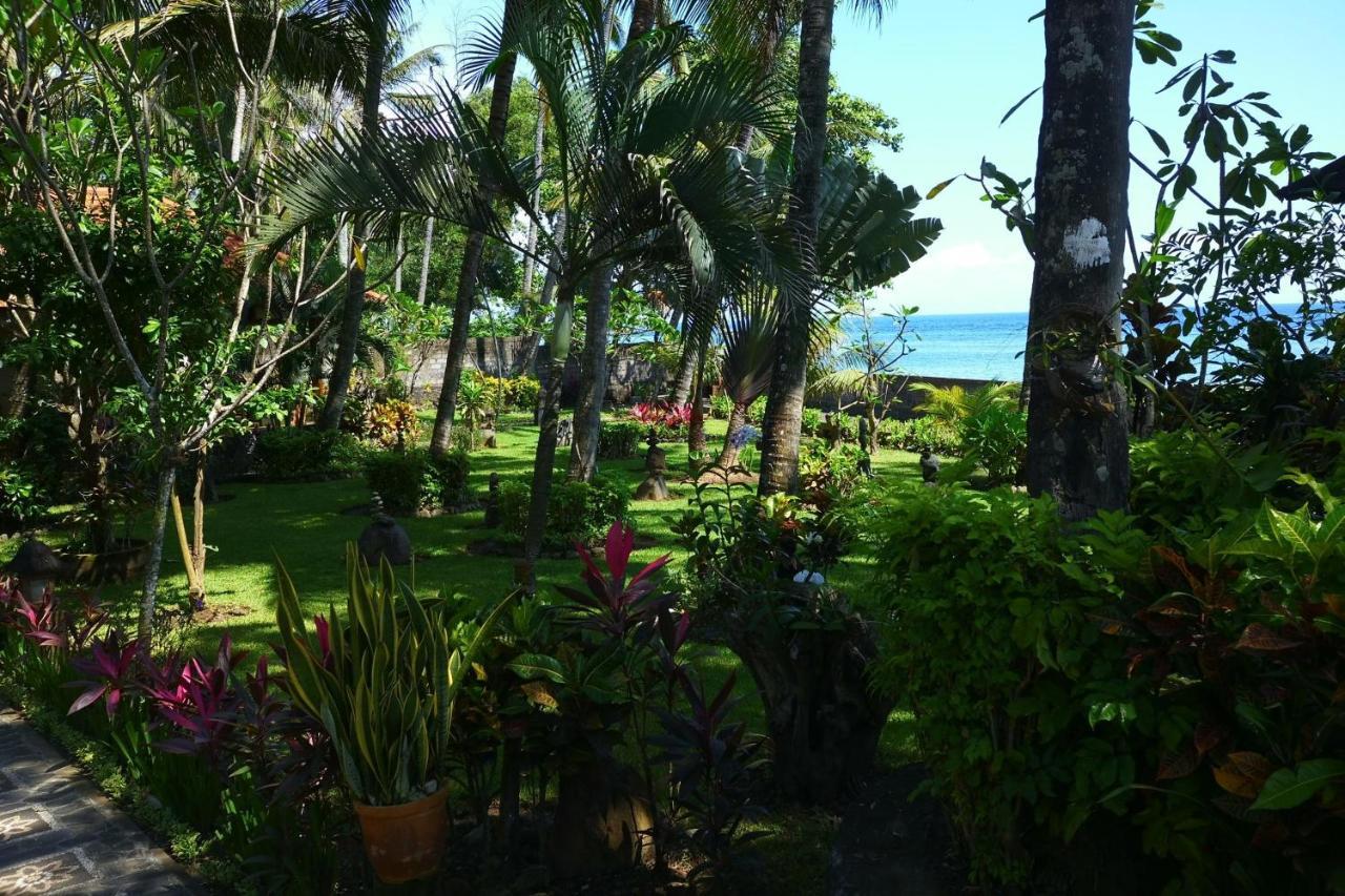 Alam Mimpi Bali Hotel Tejakula Bagian luar foto