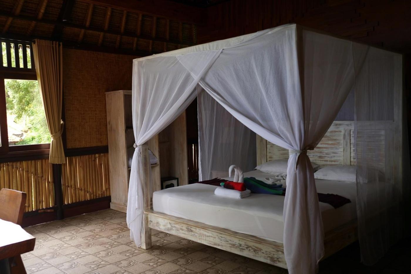 Alam Mimpi Bali Hotel Tejakula Bagian luar foto