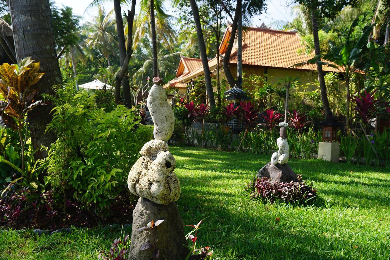 Alam Mimpi Bali Hotel Tejakula Bagian luar foto